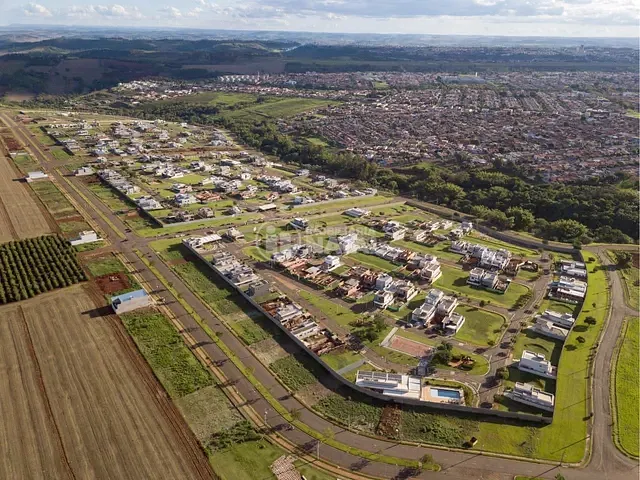 Terreno com 275m², à venda, no bairro Gleba Simon Frazer em Londrina