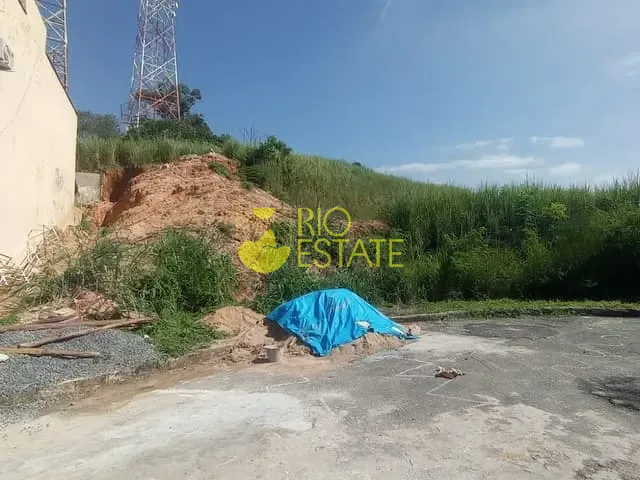 Terreno com 735m², à venda, no bairro Santa Rosa em Barra Mansa