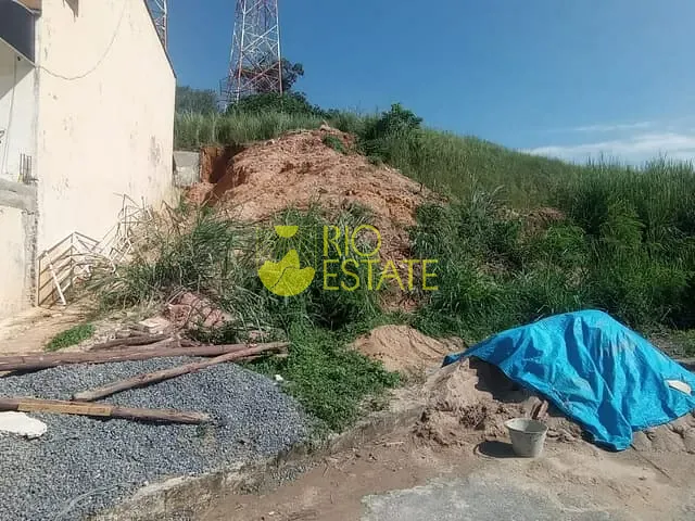 Terreno com 735m², à venda, no bairro Santa Rosa em Barra Mansa