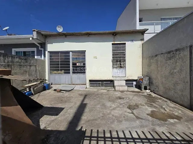 Terreno com 144m², à venda, no bairro Cajuru em Curitiba