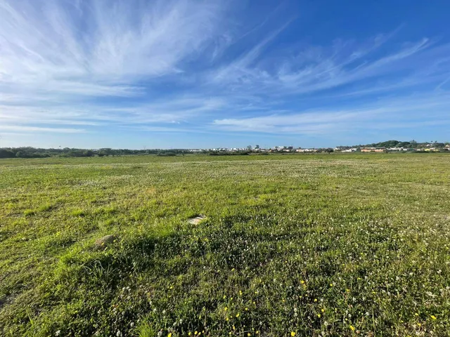 Terreno com 154m², à venda, no bairro Centro em Pelotas