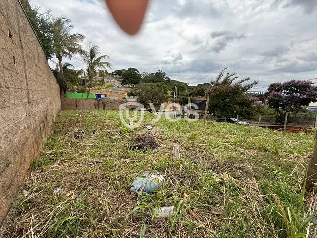 Terreno com 360m², à venda, no bairro Centro em Araxá