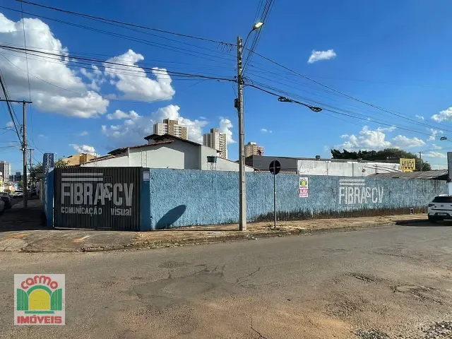 Terreno com 600m², para alugar, no bairro Vila Santa Isabel em Anápolis