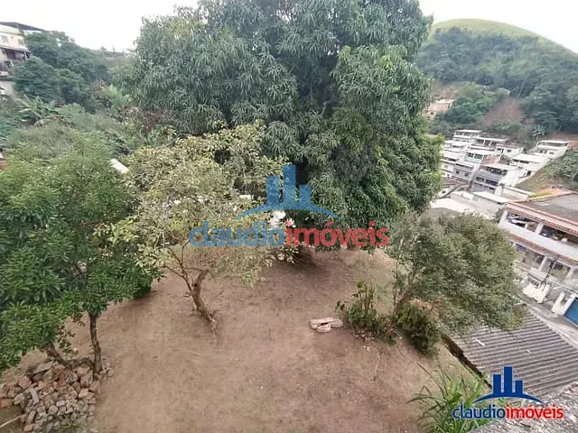 Terreno à venda, no bairro Vila Coringa em Barra Mansa