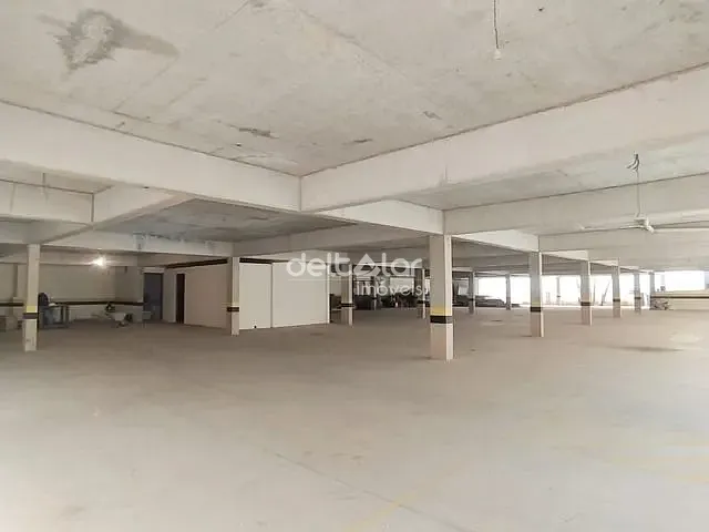 Galpão / Barracão com 1015m², para alugar, no bairro Santa Mônica em Belo Horizonte