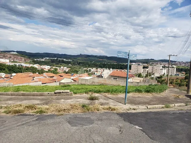 Terreno com 1766m², à venda, no bairro Jardim São Bento em Poços de Caldas