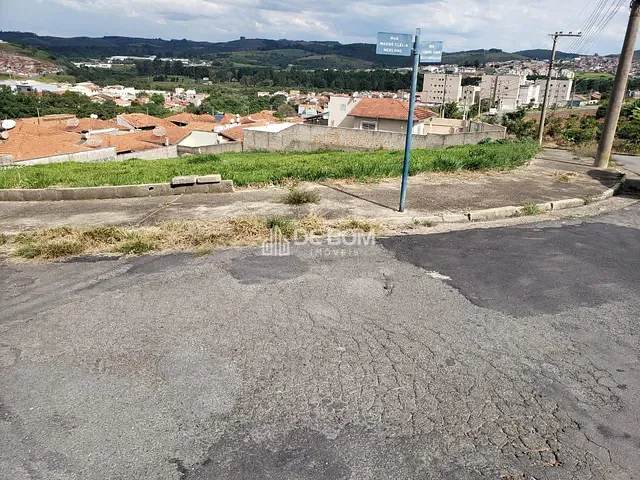 Terreno com 1766m², à venda, no bairro Jardim São Bento em Poços de Caldas