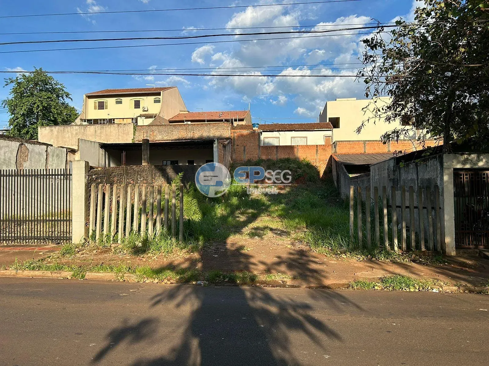 Terreno, 250 m² - Foto 1