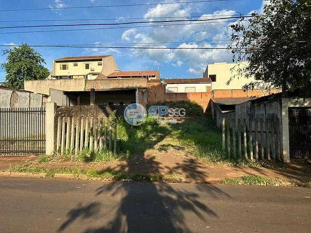Terreno com 250m², à venda, no bairro Califórnia em Londrina