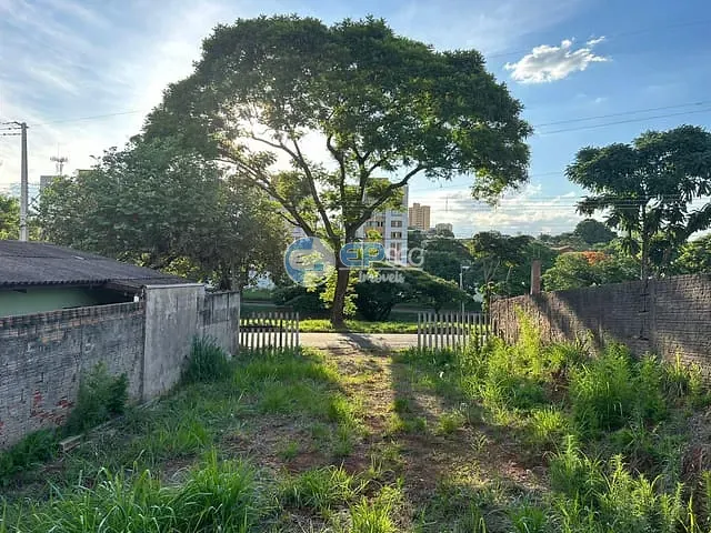 Terreno com 250m², à venda, no bairro Califórnia em Londrina