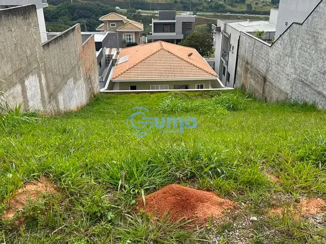 Terreno com 302m², à venda, no bairro Condomínio Villa Real de Bragança em Bragança Paulista