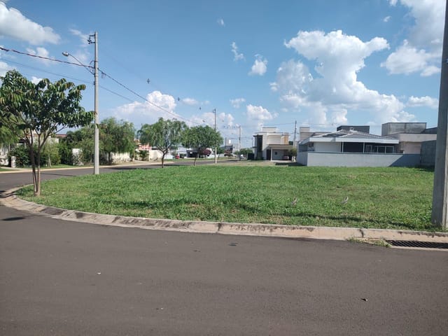 Foto do Terreno - Terreno em condomínio com 372 m² Centro de Holambra, SP | Conecte Imóvel
