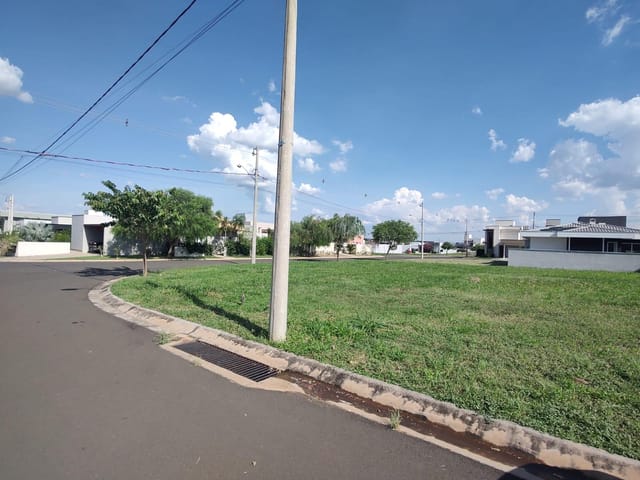 Foto do Terreno - Terreno em condomínio com 372 m² Centro de Holambra, SP | Conecte Imóvel