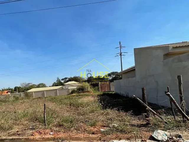 Terreno com 200m², à venda, no bairro Residencial Itapuã em Nhandeara