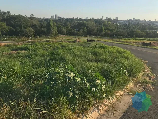 Terreno com 305m², à venda, no bairro Indaiatuba em Indaiatuba