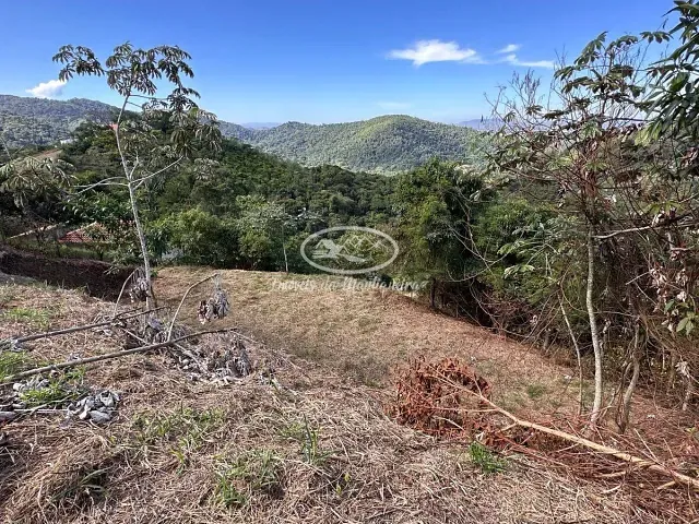 Terreno com 3726m², à venda, no bairro Alto Penedo (Penedo) em Itatiaia
