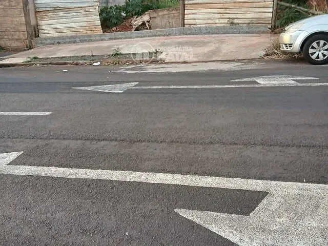 Terreno com 275m², à venda, no bairro Alto da Boa Vista em Londrina