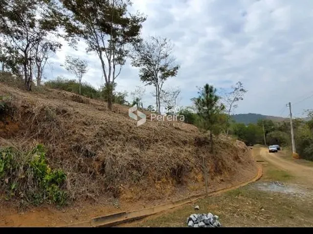 Terreno com 5287m², à venda, no bairro Balança em Simão Pereira