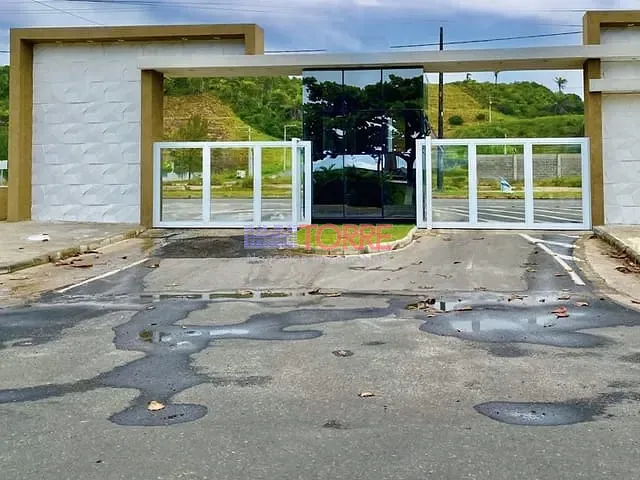 Terreno com 559m², à venda, no bairro Nossa Senhora da Vitória em Ilhéus