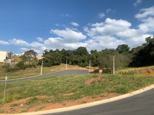 Terreno com 229m², à venda, no bairro Mirante Do Matão em Extrema