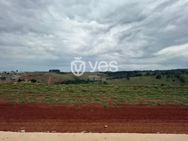 Terreno com 314m², à venda, no bairro Parque das Mangabeiras em Araxá