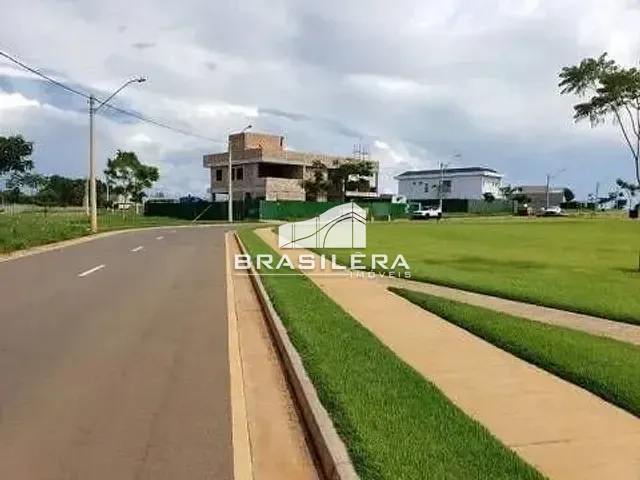 Terreno com 307m², à venda, no bairro Terras Alpha 2 em Senador Canedo
