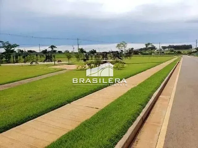 Terreno com 307m², à venda, no bairro Terras Alpha 2 em Senador Canedo