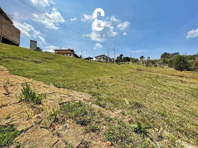 Terreno com 1129m², à venda, no bairro Alto do Capivari em Campos Do Jordão