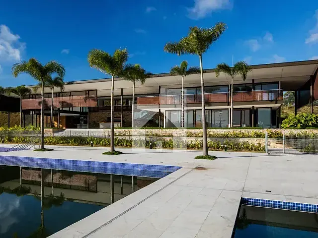 Terreno com 458m², à venda, no bairro Loteamento Residencial e Comercial Horto Florestal em Jundiaí