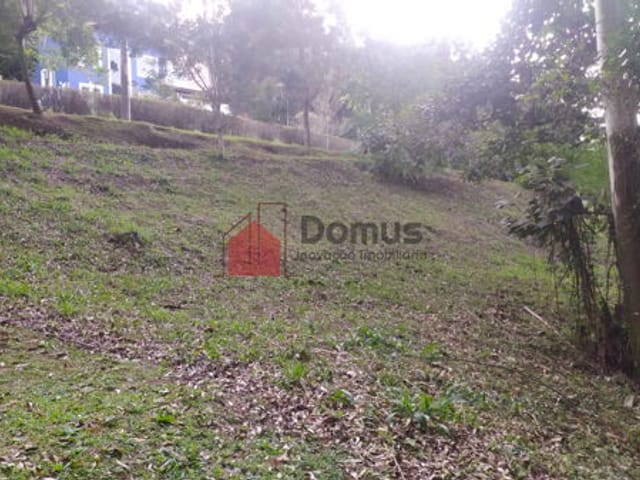 Terreno com 971m², à venda, no bairro Centro em Santo Antônio Do Pinhal