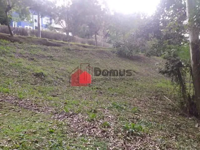Terreno com 971m², à venda, no bairro Centro em Santo Antônio Do Pinhal