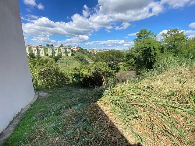 Terreno com 451m², à venda, no bairro Santa Rosa em Barra Mansa