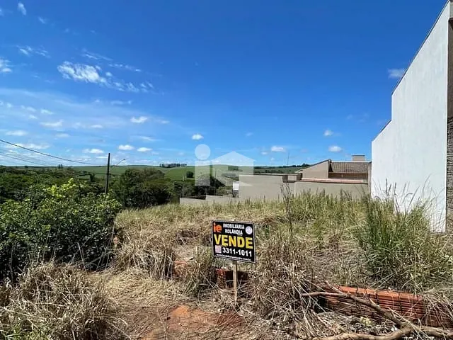 Terreno com 374m², à venda, no bairro Centro em Rolândia