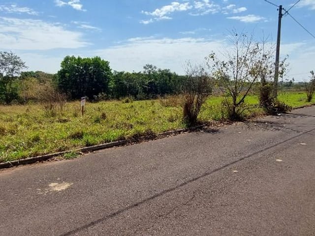 Terreno com 250m², à venda, no bairro Residencial Cristo Redentor em Birigüi