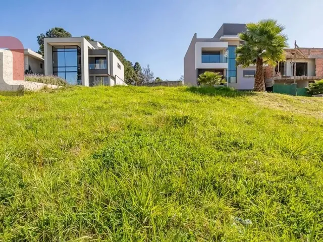 Terreno à venda, no bairro Santa Felicidade em Almirante Tamandaré