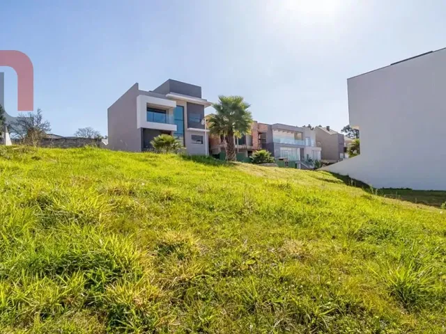 Terreno à venda, no bairro Santa Felicidade em Almirante Tamandaré