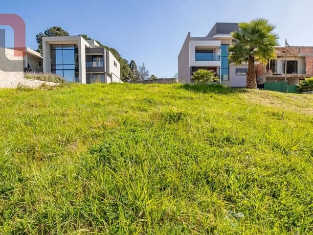 Terreno à venda, no bairro Santa Felicidade em Almirante Tamandaré