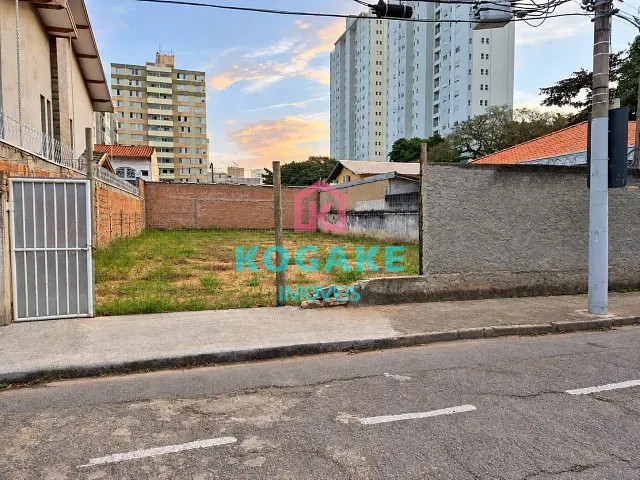 Terreno com 300m², à venda, no bairro Vila Adyana em São José dos Campos