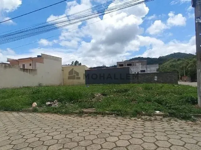 Terreno com 487m², à venda, no bairro Santa Rita de Cassia em Itajubá