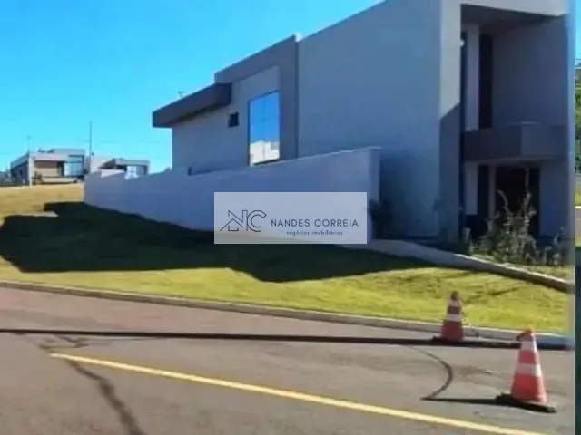 Terreno com 574m², à venda, no bairro Residencial Bellevie em Cambé