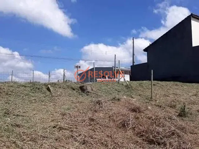 Terreno com 810m², à venda, no bairro Vale dos Eucaliptos em Guararema