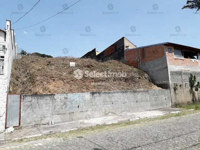 Terreno com 326m², à venda, no bairro Pastoril em Ribeirão Pires