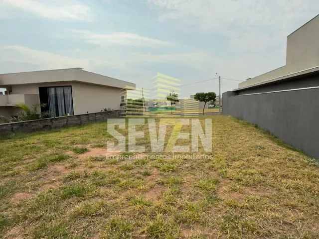 Terreno com 420m², à venda, no bairro Residencial Estoril Premium em Bauru