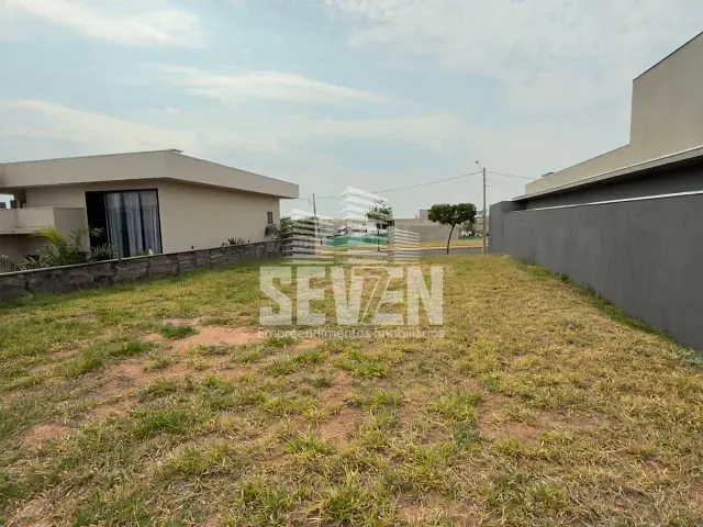 Terreno com 420m², à venda, no bairro Residencial Estoril Premium em Bauru