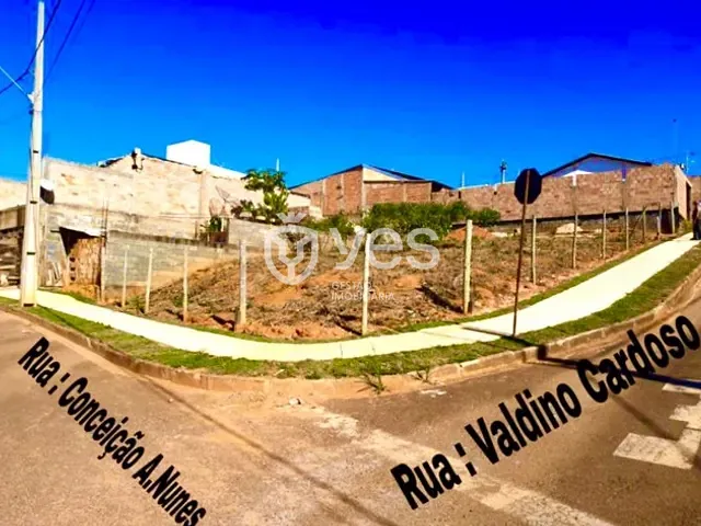 Terreno com 316m², à venda, no bairro Parque das Mangabeiras em Araxá