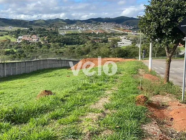 Terreno com 900m², à venda, no bairro Condominio Cataguá Way em Taubaté