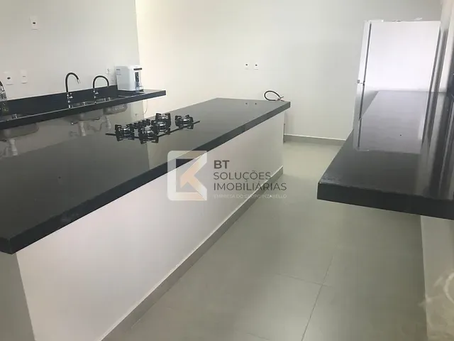 Terreno com 373m², à venda, no bairro Colinas de Indaiatuba em Indaiatuba