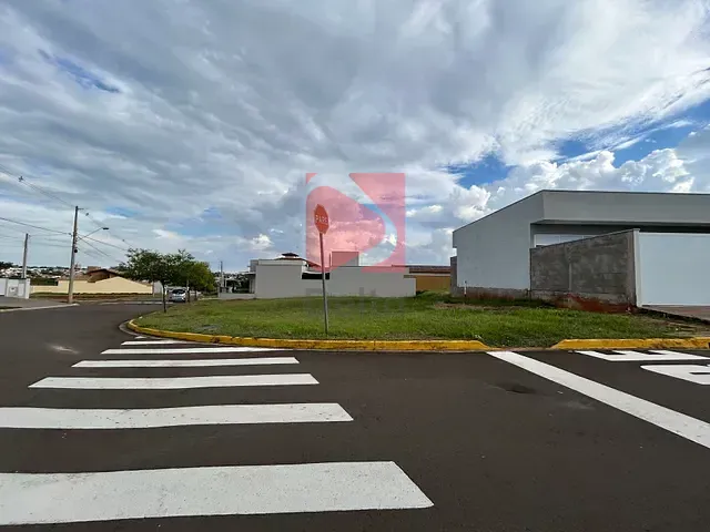 Terreno com 471m², à venda, no bairro Residencial Alto do Jatobá em Pirassununga