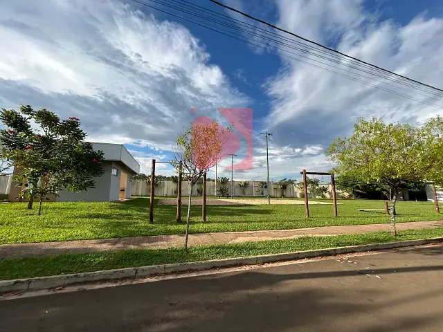 Terreno com 471m², à venda, no bairro Residencial Alto do Jatobá em Pirassununga