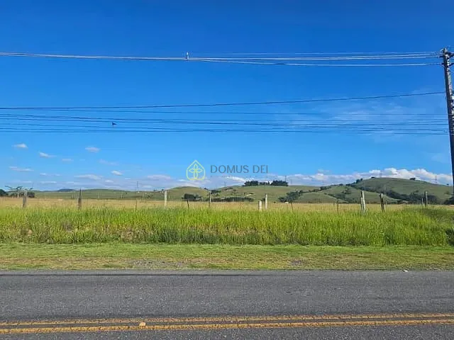 Terreno com 77707m², à venda, no bairro Zona Industrial em Itatiaia